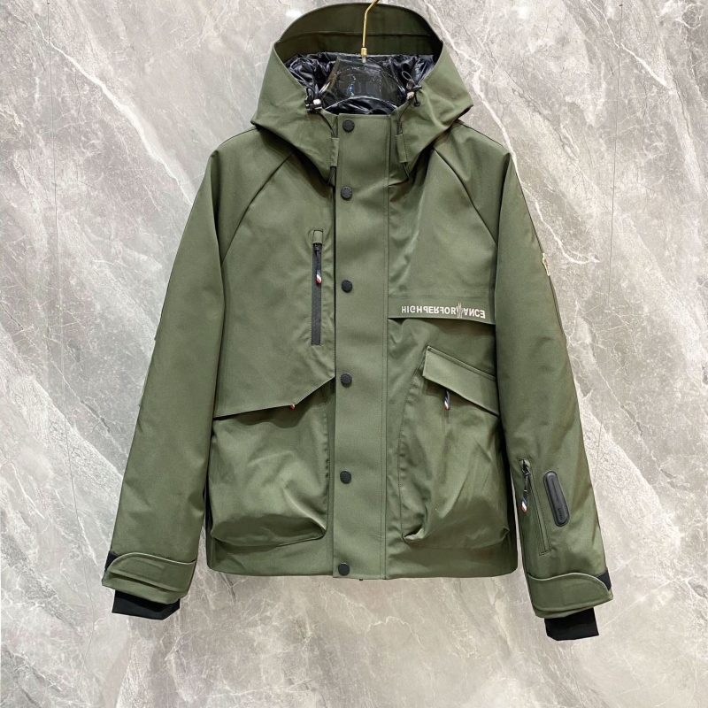 Ba*len*cia*ga coats